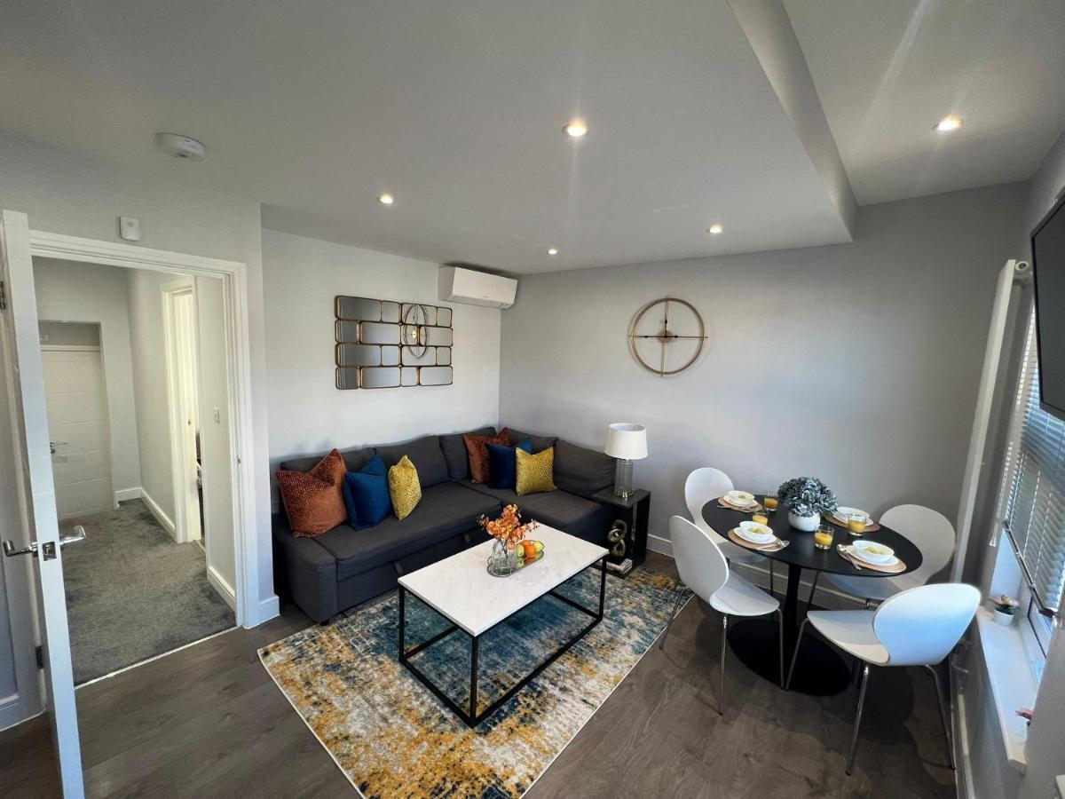 Aisiki Apartments At Stanhope Road, North Finchley, Airconditioned Multiple 2 Or 3-Bedroom, Pet-Friendly Duplex Flats, King Or Twin Beds, Airconditioned & Free Wi-Fi Zewnętrze zdjęcie