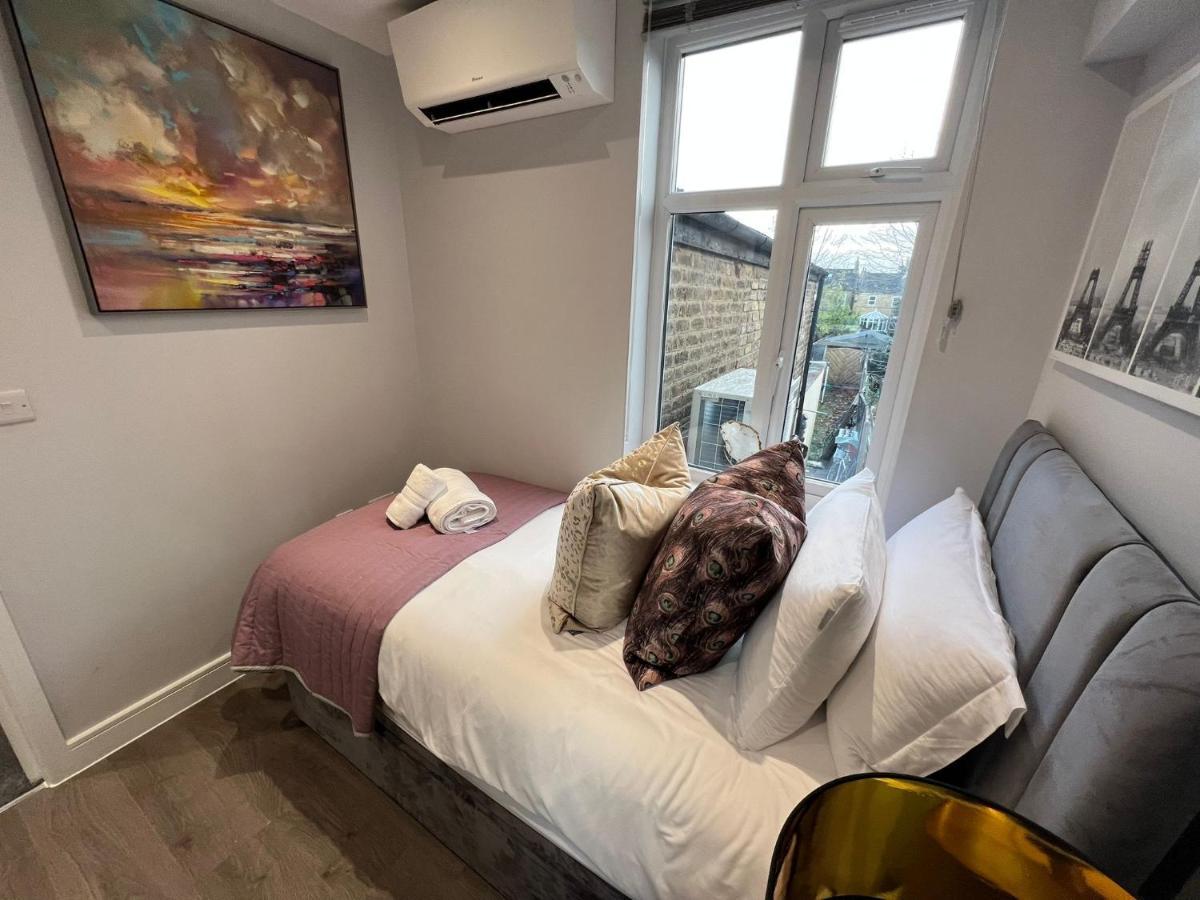 Aisiki Apartments At Stanhope Road, North Finchley, Airconditioned Multiple 2 Or 3-Bedroom, Pet-Friendly Duplex Flats, King Or Twin Beds, Airconditioned & Free Wi-Fi Zewnętrze zdjęcie