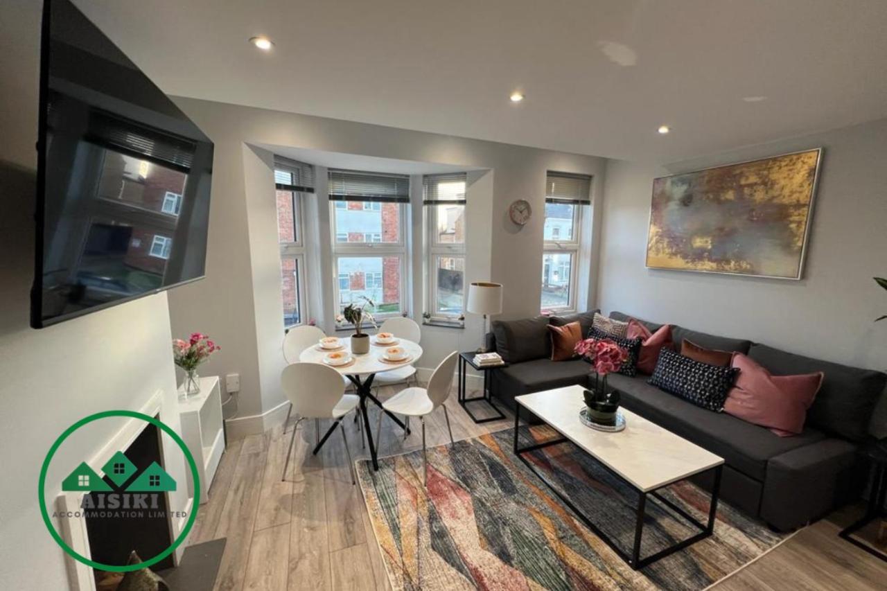 Aisiki Apartments At Stanhope Road, North Finchley, Airconditioned Multiple 2 Or 3-Bedroom, Pet-Friendly Duplex Flats, King Or Twin Beds, Airconditioned & Free Wi-Fi Zewnętrze zdjęcie