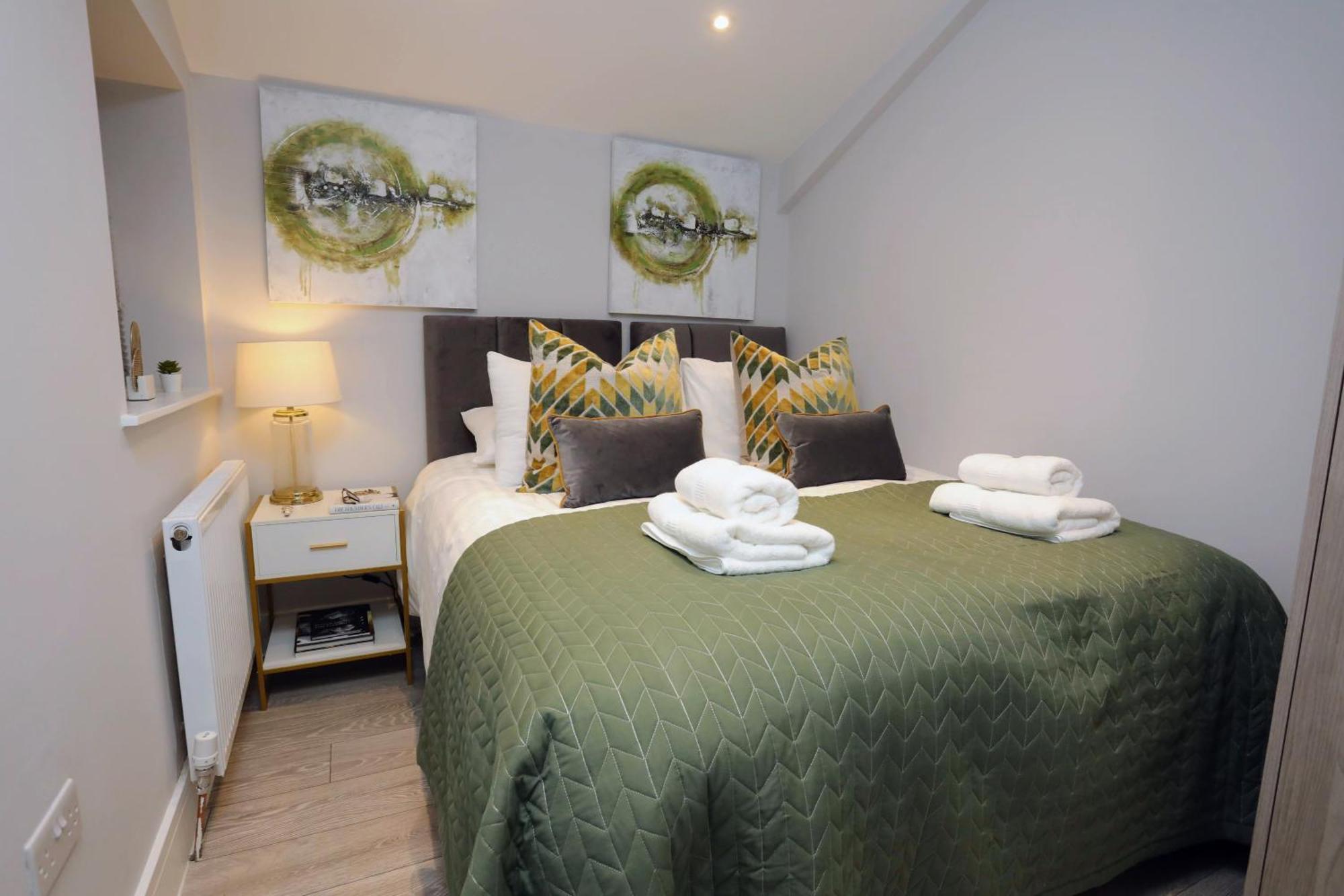 Aisiki Apartments At Stanhope Road, North Finchley, Airconditioned Multiple 2 Or 3-Bedroom, Pet-Friendly Duplex Flats, King Or Twin Beds, Airconditioned & Free Wi-Fi Zewnętrze zdjęcie