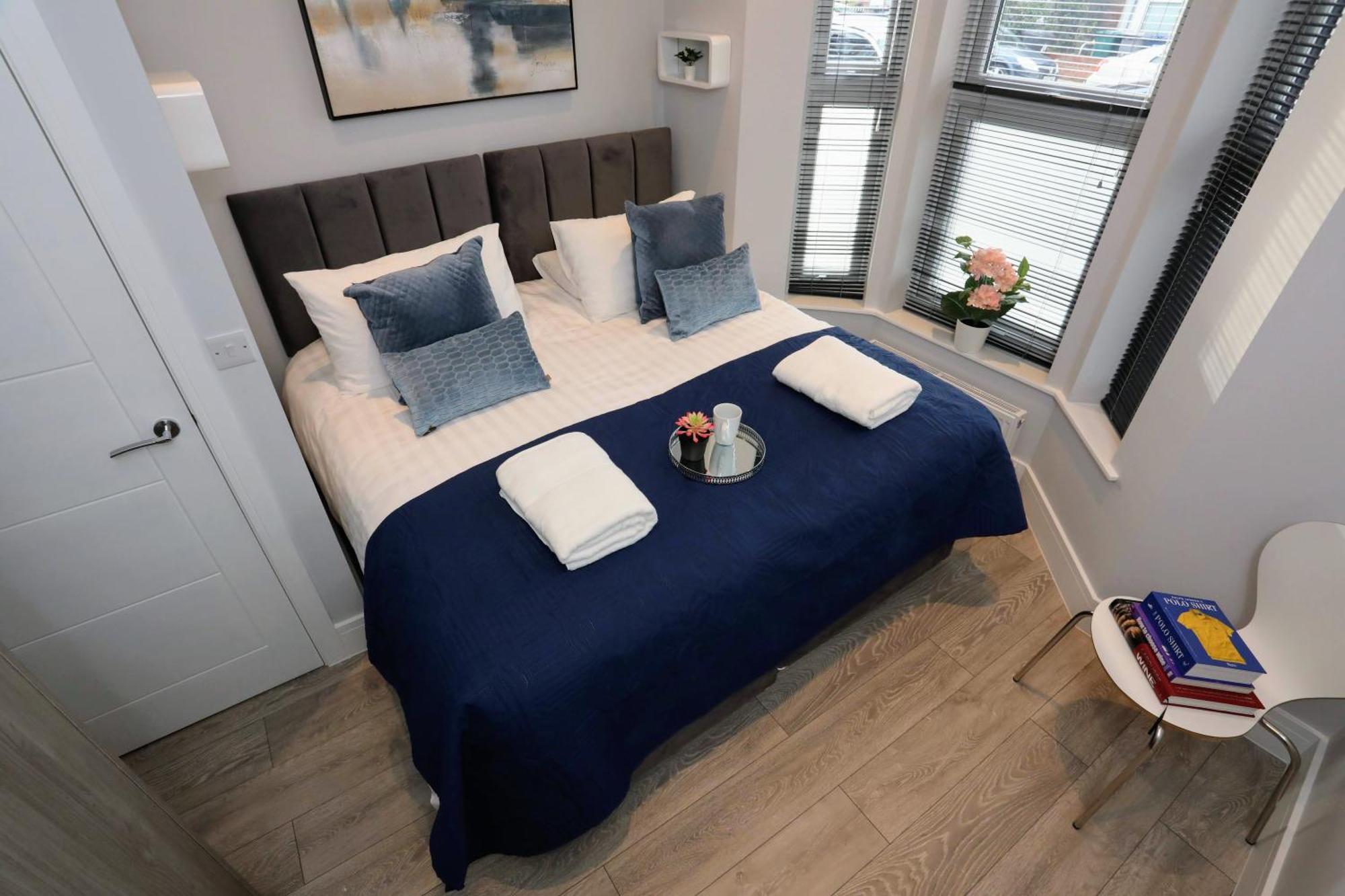 Aisiki Apartments At Stanhope Road, North Finchley, Airconditioned Multiple 2 Or 3-Bedroom, Pet-Friendly Duplex Flats, King Or Twin Beds, Airconditioned & Free Wi-Fi Zewnętrze zdjęcie