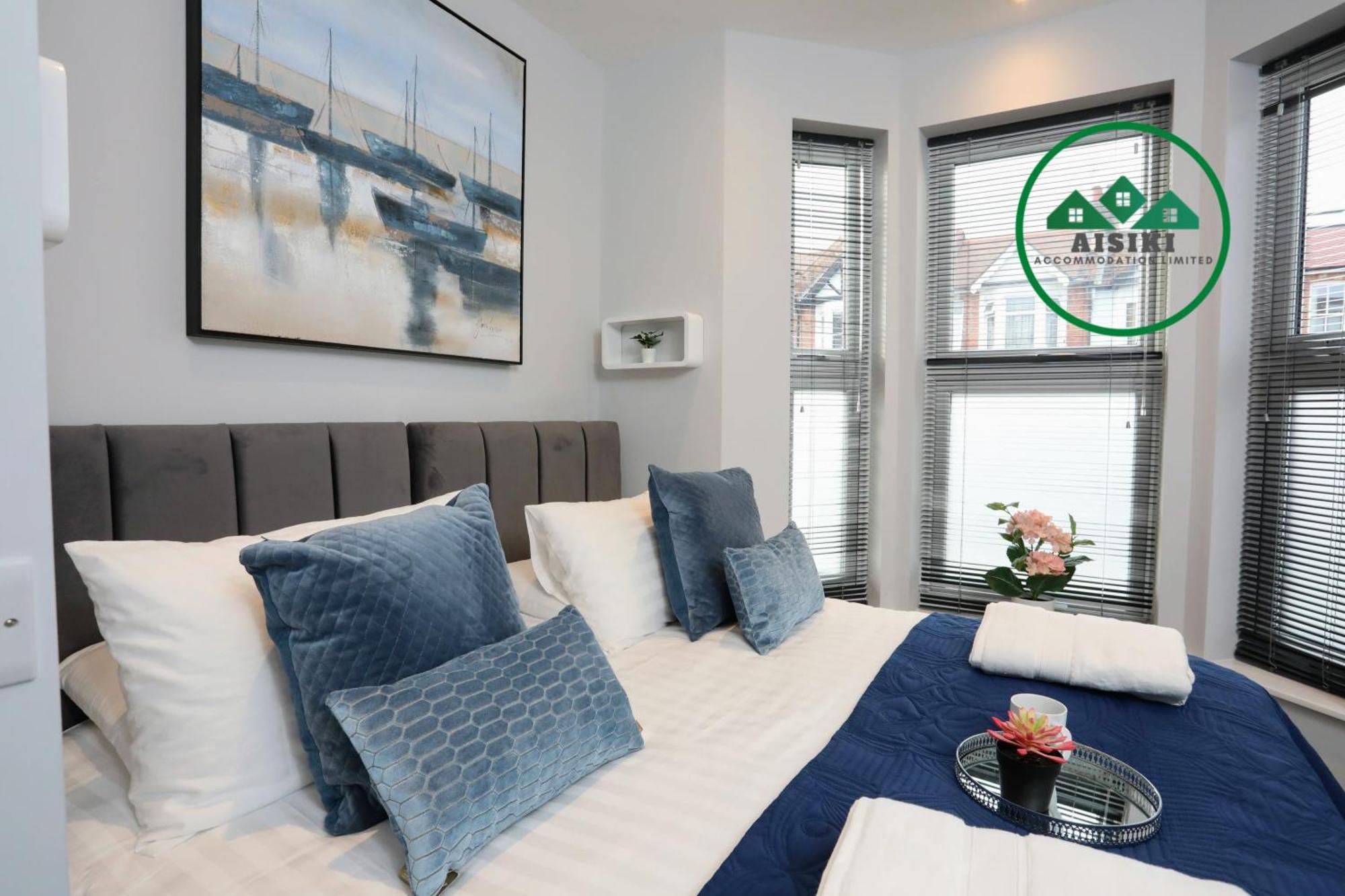 Aisiki Apartments At Stanhope Road, North Finchley, Airconditioned Multiple 2 Or 3-Bedroom, Pet-Friendly Duplex Flats, King Or Twin Beds, Airconditioned & Free Wi-Fi Zewnętrze zdjęcie