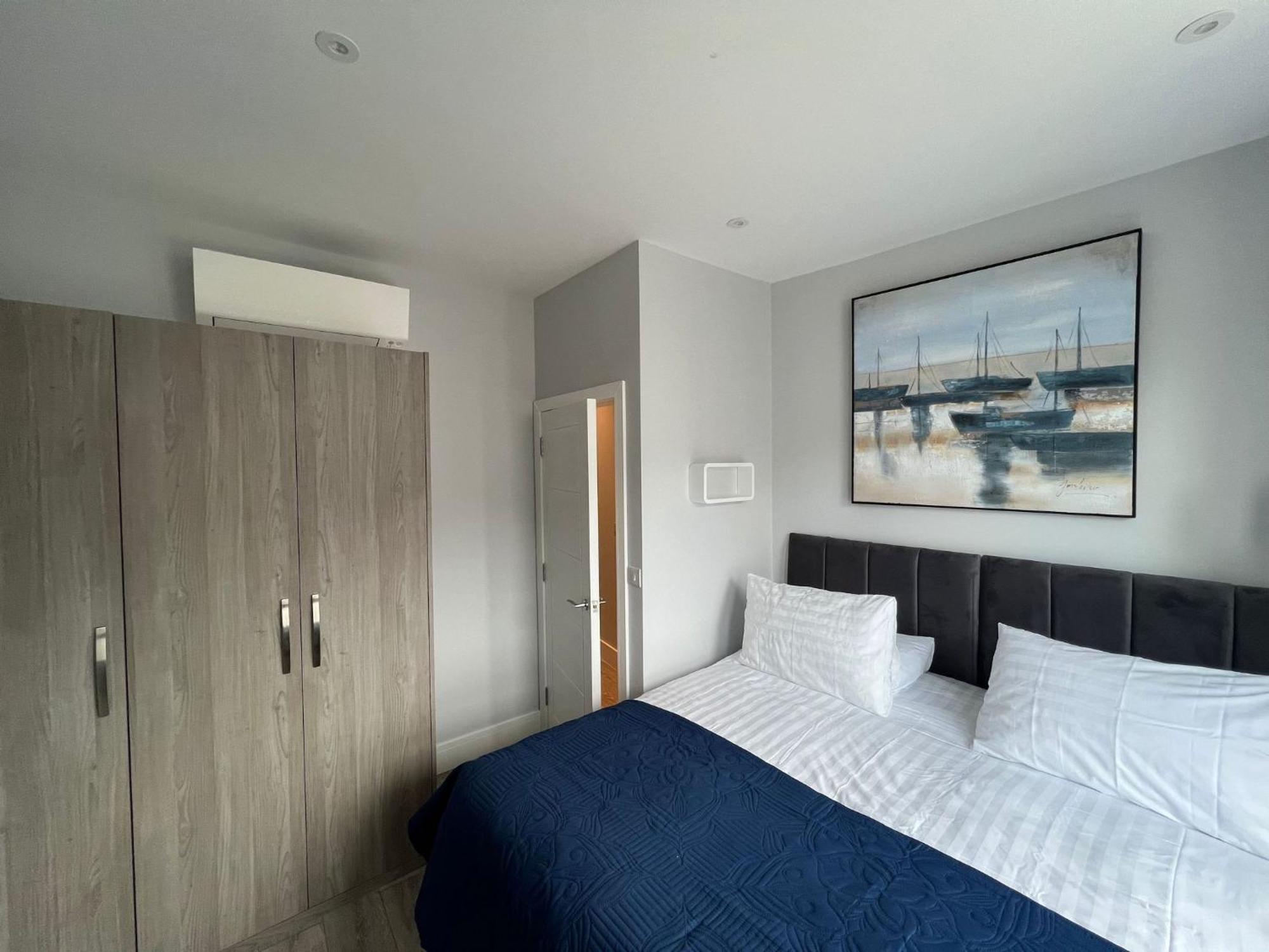Aisiki Apartments At Stanhope Road, North Finchley, Airconditioned Multiple 2 Or 3-Bedroom, Pet-Friendly Duplex Flats, King Or Twin Beds, Airconditioned & Free Wi-Fi Zewnętrze zdjęcie